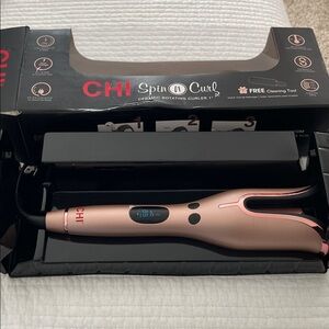 CHI Spin N Curl Ceramic Rotating Curler damaged box